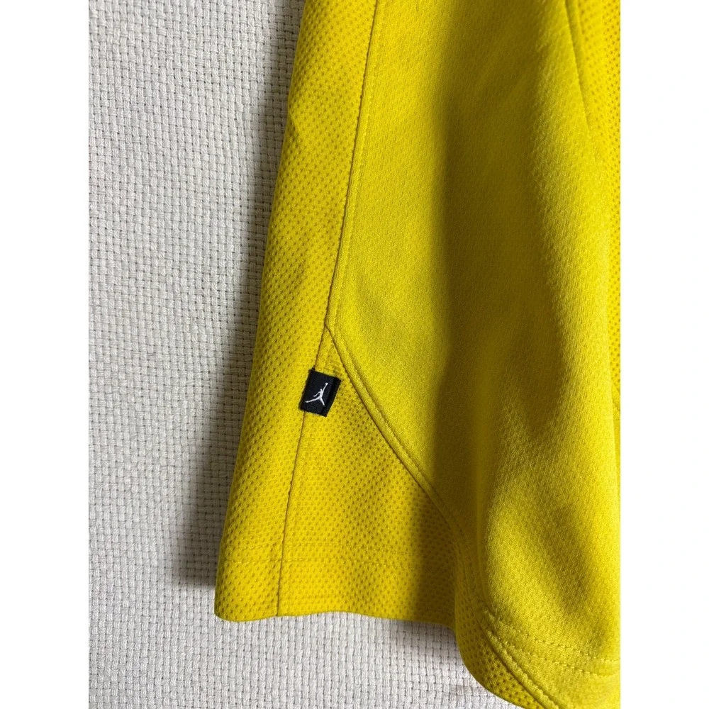 Jordan Men's Yellow Basketball Shorts Dri-FIT Athletic Gym Mesh Shorts Size L